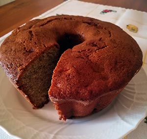 Ciambella rustica di grano saraceno con yogurt e mele