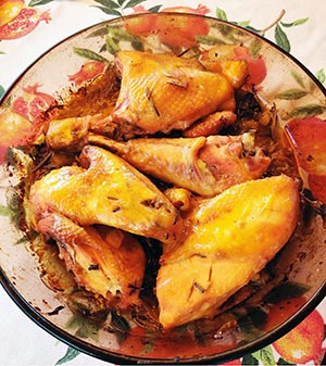 Pollo al forno con salsa di porri e agrumi